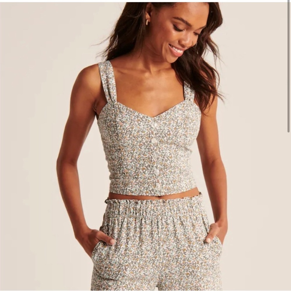 Abercrombie crop top